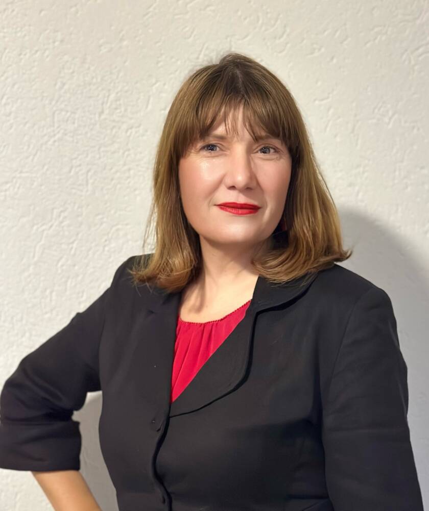 BARDHA QIREZI